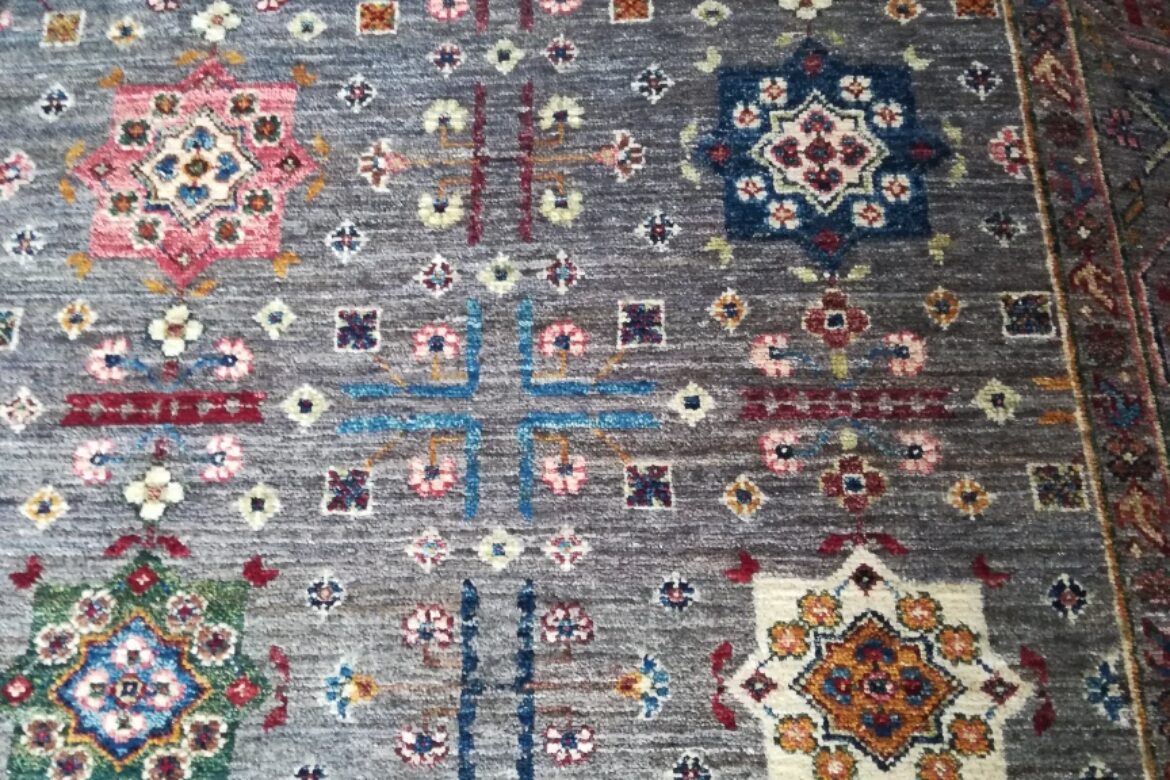 Galerie Shirazi_Pau_Tapis Samarghand_117-5-1